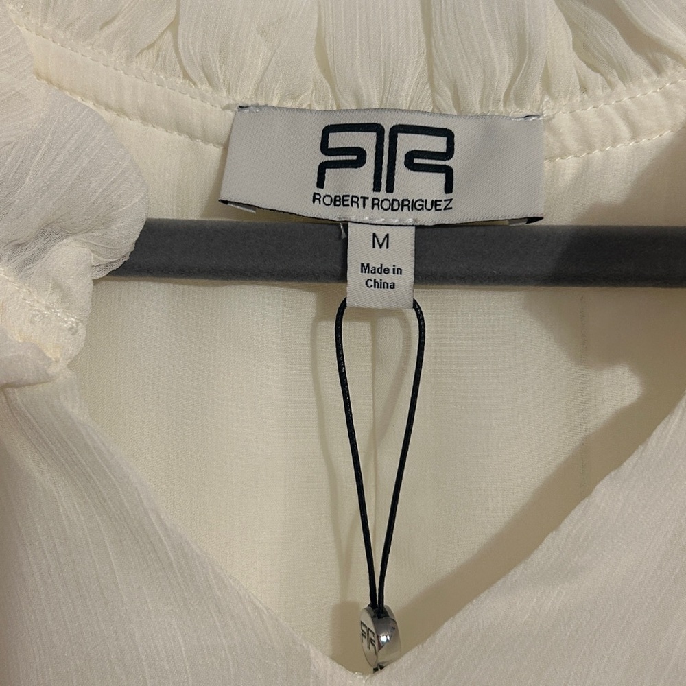 Robert Rodriguez Cream Ruffled Blouse - Picture 2 of 4